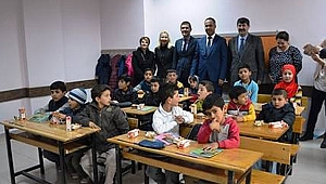Biga'da Suriyeli Çocuklar İçin Sınıf Açıldı