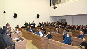 Pazarcı 'buradaki herkes Ak Partili' dedi, Başkan Işık'ı tehdit etti