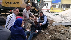 Biga Kültür Sarayı Yıkımında Korkutan Kaza-Video-