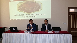 İl Milli Eğitim Müdürü Osman ÖZKAN Okul Kurum Müdürleriyle Toplantıda Bir Araya Geldi