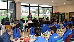 Başkan Işık'tan Bigaspor'a motivasyon kahvaltısı