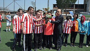 Biga'da Minikler Futbol Turnuvası Biga'da Minikler Futbol Turnuvası