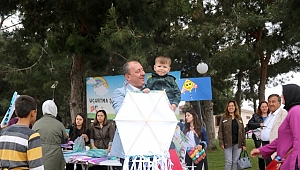 Çocuklar Uçurtma Şenliği ile doyasıya eğlendiler