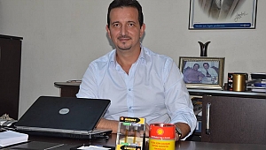 Eski Başkan'dan serzeniş: "Sosyal medya yerine sosyal hayatla ilgilenin"