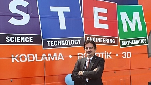 Ulaş Velioğlu'ndan Gezici STEM Otobüsü Projesi