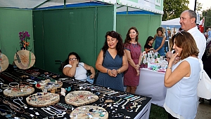 El emeği ürünler Şehir Parkı'nda sergide