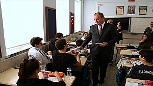 9 ortaokulda Nutuk dağıtıldı