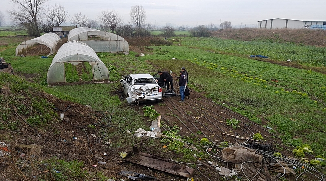 Ünlü Yazar Kahraman Tazeoğlu Biga'daTrafik Kazası Geçirdi