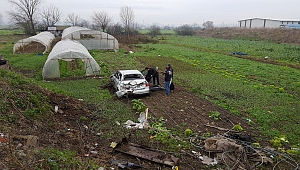 Ünlü Yazar Kahraman Tazeoğlu Biga'daTrafik Kazası Geçirdi