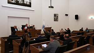 Biga Belediyesi'nden spor kulüplerine maddi destek