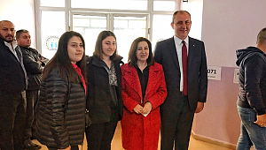 Işık ailesi oyunu kullandı