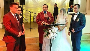 Başkan Erdoğan İlk Nikahını Kıydı