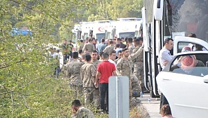 Çanakkale'de Askerleri Taşıyan Otobüs Yan Yattı: 7 Yaralı