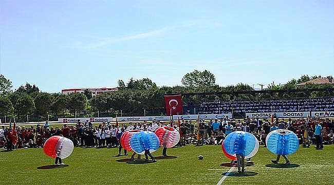 BİGA'DA 19 MAYIS COŞKUSU YAŞANDI