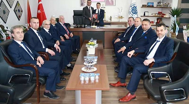 Biga Kahveciler Odası, Başkan Erdoğan'a 'hayırlı olsun' ziyaretinde Bulundu