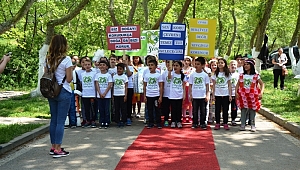 "Çöpünü Değil Sevgini Bırak"