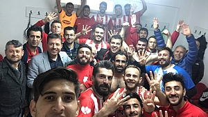 Ada Deplasmanda Fark Attı