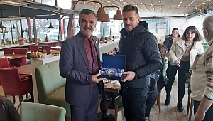 AKKURT, BASIN MENSUPLARI İLE BİR ARAYA GELDİ