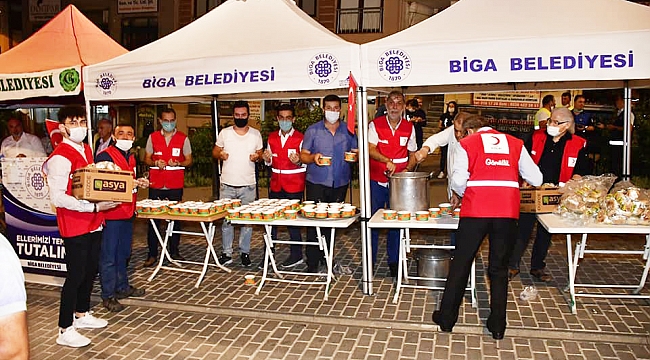 KIZILAY'DAN 15 TEMMUZ GECESİ BÜYÜK HİZMET!