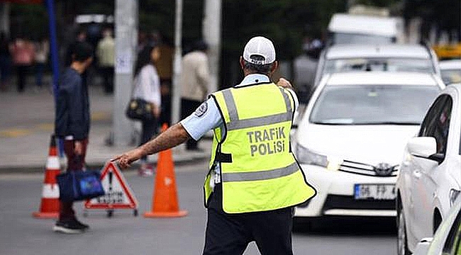  2021'İN TRAFİK CEZALARI BELLİ OLDU: EN DÜŞÜK 113, EN YÜKSEK 35 BİN 699 LİRA