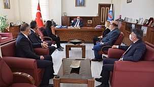 BÖLGE BİRİNCİSİ ÖĞRENCİ'DEN KAYMAKAM CAN'A ZİYARET