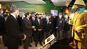 "1915 ÇANAKKALE MUHAREBELERİ OSMANLI ÜNİFORMALARI" SERGİSİ AÇILDI