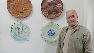 CAM SANATI KARMA SERGİSİ AÇILDI