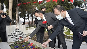 KÖPRÜLÜLÜ HAMDİ BEY ŞEHİT EDİLİŞİNİN 102. YILINDA ANILDI