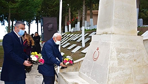 LAPSEKİ'DE 18 MART TÖRENLE KUTLANDI