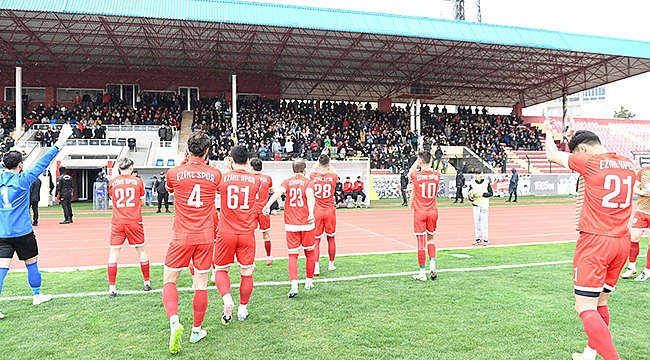 FUTBOL ŞÖLENİ YAŞANDI