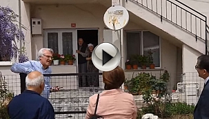 KAPI KAPI DOLAŞIP, GÖNÜLLERE DOKUNUYOR