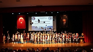 ÇANAKKALE TEKNİK BİLİMLER MESLEK YÜKSEKOKULU MEZUNİYET TÖRENİ GERÇEKLEŞTİRİLDİ
