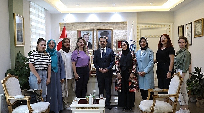 KADEM ÇANAKKALE İL TEMSİLCİLİĞİ YENİ YÖNETİMİNDEN VALİ AKTAŞ'A ZİYARET