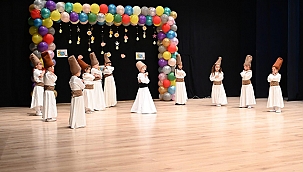 KUR'AN KURSUNUN MİNİK ÖĞRENCİLERİNİN YIL SONU ETKİNLİĞİ