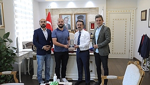 TÜGVA BAŞKAN YARDIMCISI MAHMUT TALHA SAĞLIKLI' DAN VALİ AKTAŞ'A ZİYARET