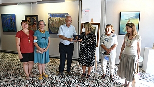 BAŞKAN GÖKHAN SANAT SERGİLERİNİ GEZDİ