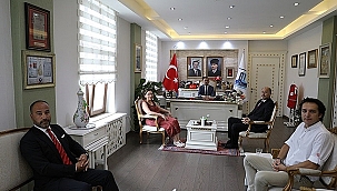 ÇANAKKALE DİŞ HEKİMLERİ ODASI YENİ YÖNETİMİNDEN VALİ AKTAŞ'A ZİYARET