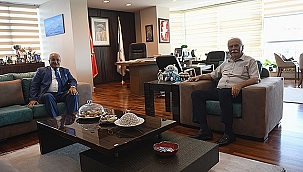CEMAL YILDIZER'DEN BAŞKAN GÖKHAN'A NEZAKET ZİYARETİ