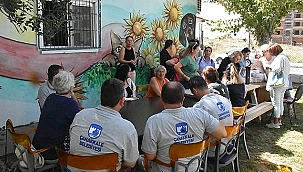 KENT GÖNÜLLÜLERİNDEN VETERİNER İŞLERİ MÜDÜRLÜĞÜ PERSONELİNE SÜRPRİZ ZİYARET