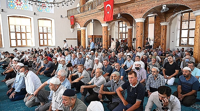 KURTULUŞ GÜNÜ DOLAYISIYLA MEVLİD-İ ŞERİF OKUTULDU