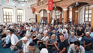 KURTULUŞ GÜNÜ DOLAYISIYLA MEVLİD-İ ŞERİF OKUTULDU
