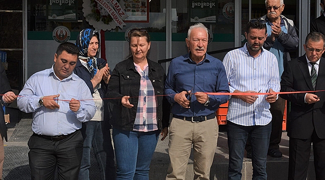 LAPSEKİ'DETARIM KREDİ KOOPERATİF MARKETİ AÇILDI