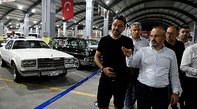 TURAN BİGA'DA KLASİK OTOMOBİL SERGİSİNİ ZİYARET ETTİ