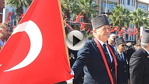 29 EKİM CUMHURİYET BAYRAMI COŞKUSU ÇELENK SUNMA TÖRENİYLE BAŞLADI