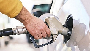 YAPILAN ZAMLARDAN SONRA MOTORİNE BU KEZ DE İNDİRİM GELİYOR!