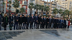 ÇANAKKALE'DE ÖĞRETMENLER GÜNÜ TÖRENLE KUTLANDI