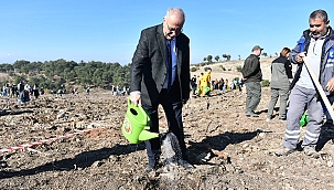FİDANLAR TOPRAKLA BULUŞTURULDU