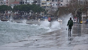 EGE DENİZİ İÇİN FIRTINA UYARISI!