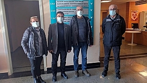 URAL GÖÇÜK ALTINDA KALAN İŞÇİYİ ZİYARET ETTİ