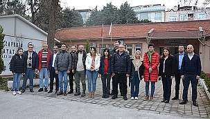 GÖNÜLLÜ SAĞLIKÇILAR DEPREM BÖLGESİNE GİDİYOR